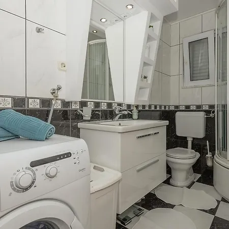 Apartment Mirjana Makarska Exterior photo
