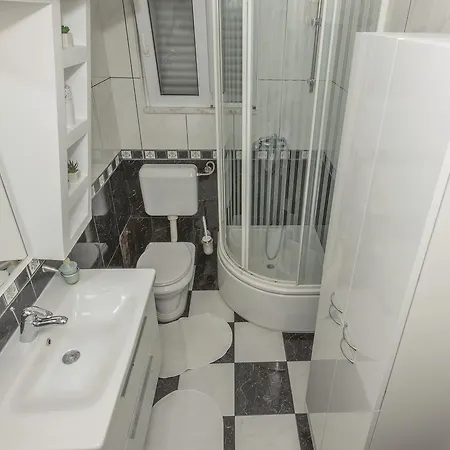 Apartment Mirjana Makarska Exterior photo
