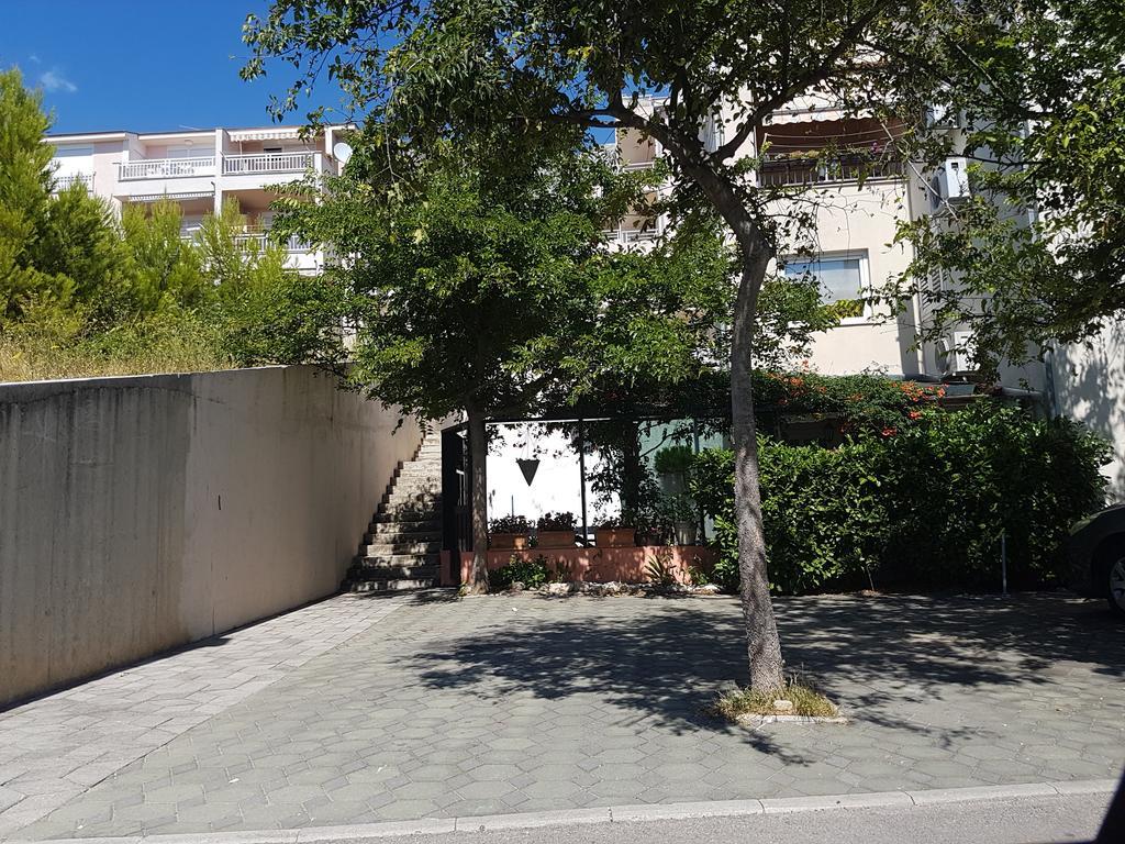 Mirjana Apartment *